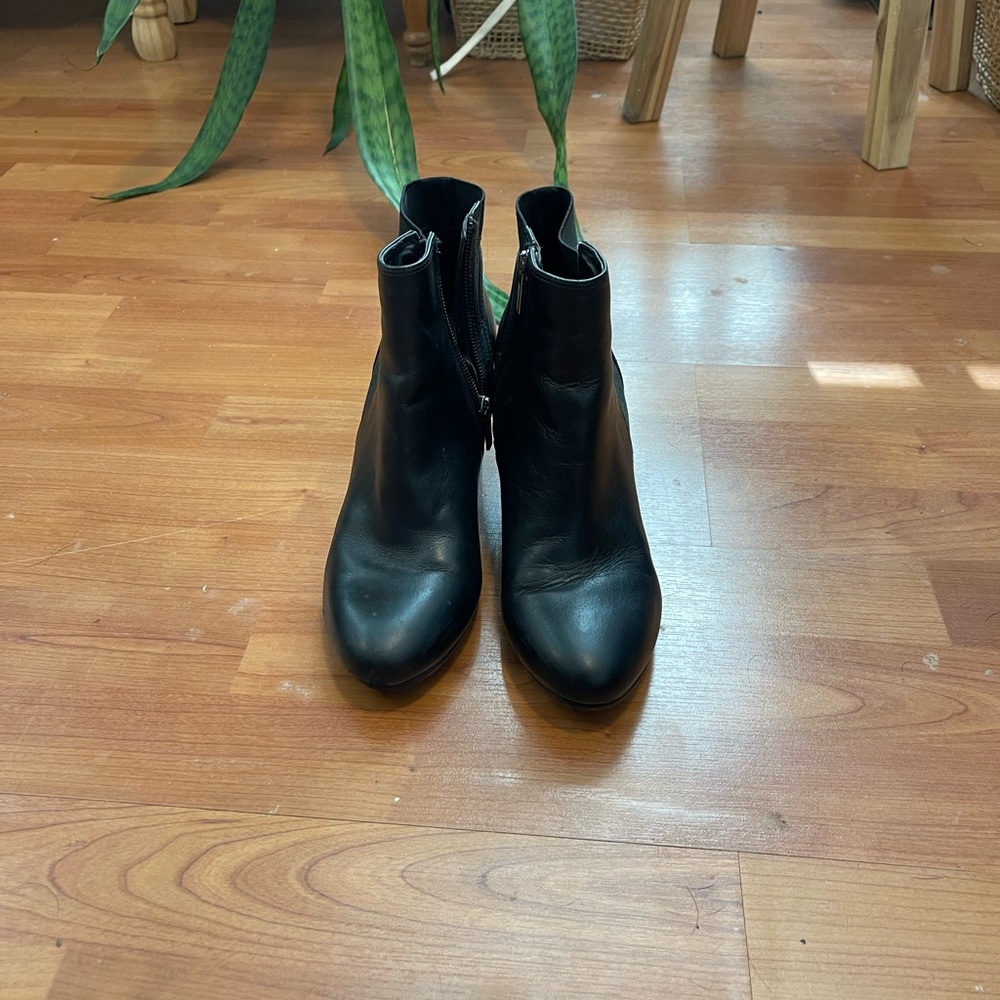 Clarks Black Leather wedge Ankle Boots